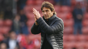 Italianos avançam que Nápoles chegou a acordo com Antonio Conte para as próximas três temporadas