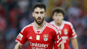 Dois em um: Benfica tenta segurar o 2.º lugar e adiar o título