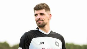 Xeka volta a competir para representar o Al Sadd