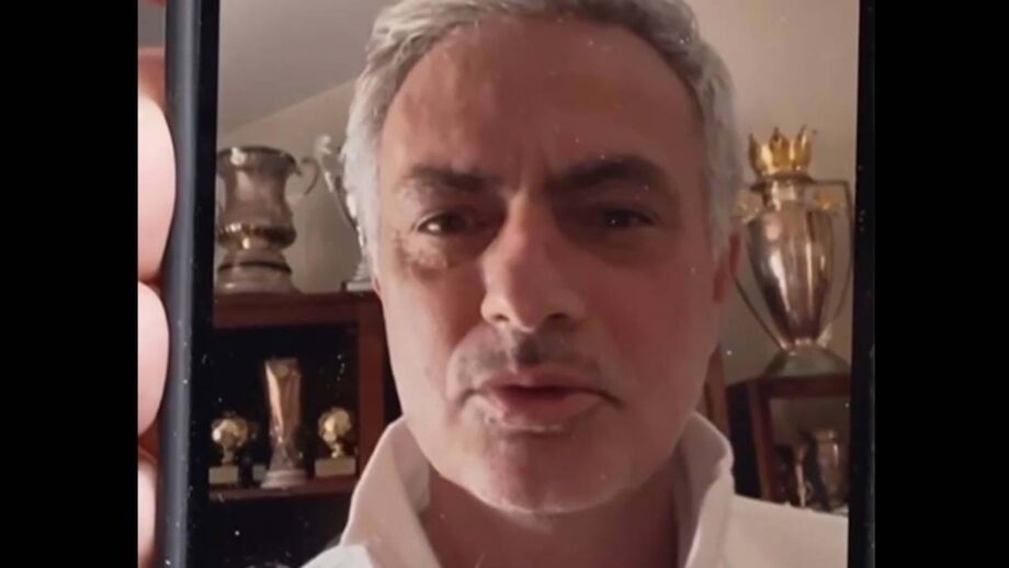 Alf recebeu uma mensagem em vídeo do seu treinador favorito
