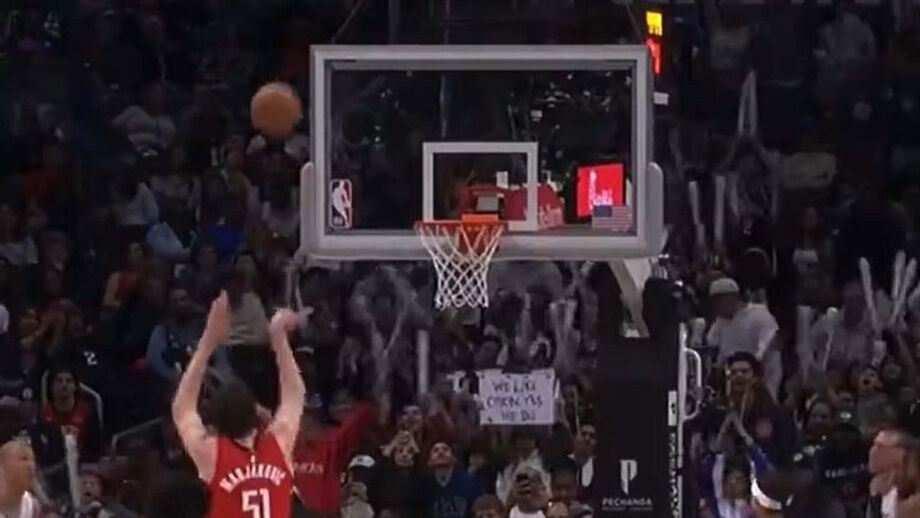 Aconteceu no duelo entre os Houston Rockets e os Los Angeles Clippers