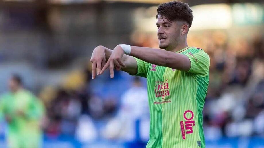 Jogador do Málaga arrependido por vender camisola a adepto: «Não o devia ter feito»