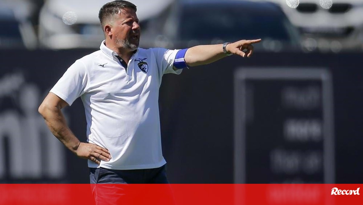 Paulo Sérgio e jogo com o Sporting: «Temos outros jovens de fora que merecem a oportunidade de jogar»