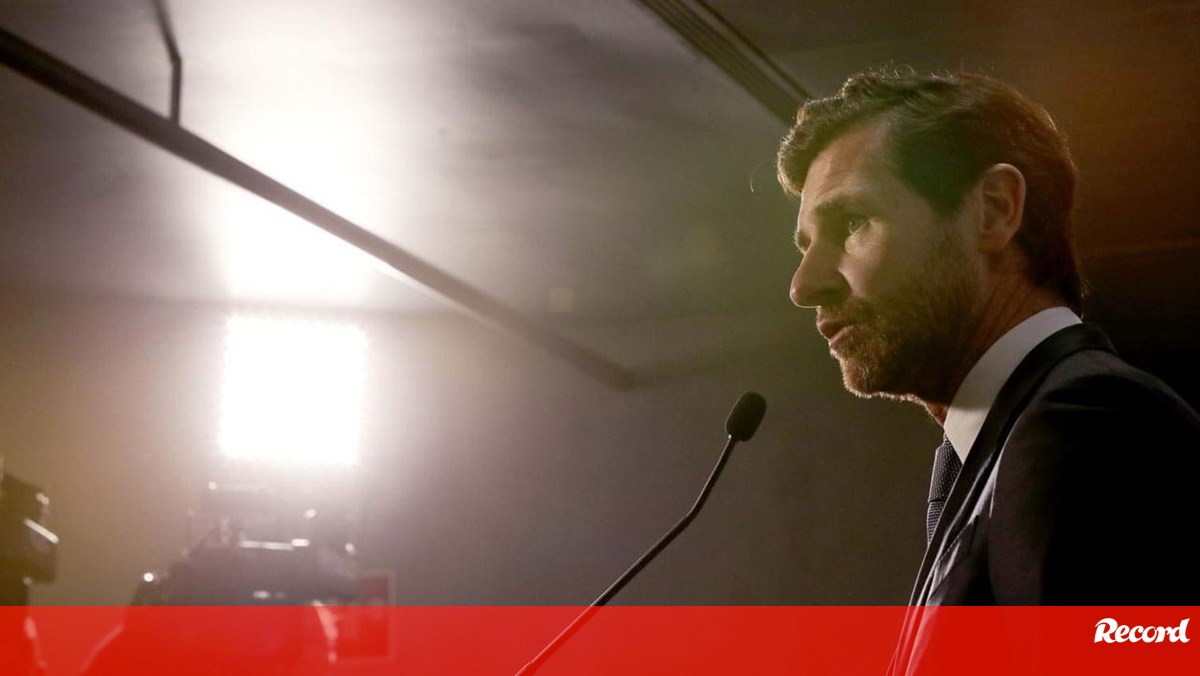 André Villas-Boas lembra transição nos rivais e atira: «É lamentável que o FC Porto não seja exemplo»