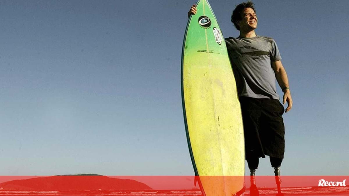 Único surfista biamputado do mundo vem a Portugal