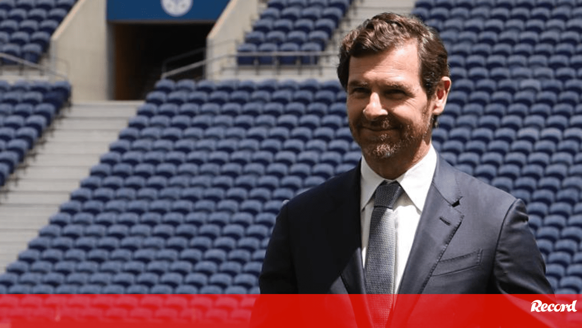 Record history: Villas-Boas paid Porto's salaries