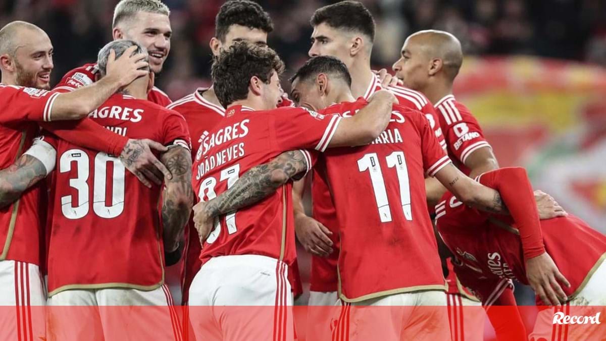 Entrada na Champions é "crucial" para o Benfica: «Mesmo assim, deve ter de vender jogadores»