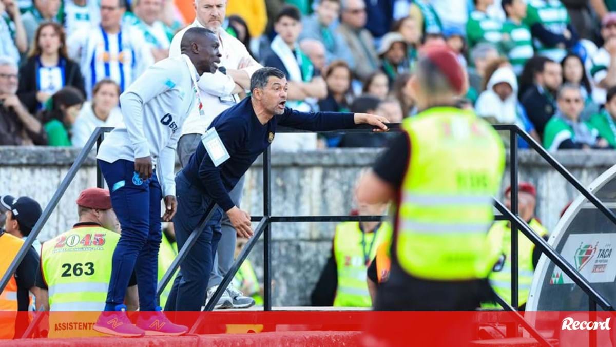 Sérgio Conceição multado e suspenso por 1 jogo: saiba o que disse o técnico do FC Porto ao árbitro