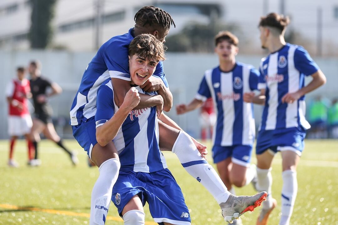 /fotospublicadas/Fotos/2-50184010#e532481b954391bc9c926202832528fd (21258754) (Milenium)