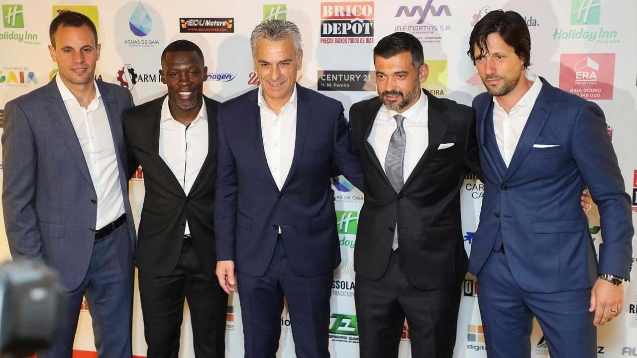 Eduardo Oliveira, Dembelé, Diamantino Figueiredo, Sérgio Conceição e Vítor Bruno na gala do jornal 'O Gaiense', em 2019
