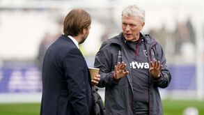 Diretor técnico do West Ham proibido de entrar no balneário por procurar substituto para Moyes