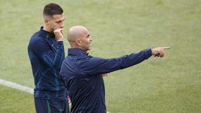 Diogo Dalot rendido a Roberto Martínez: «É o melhor ambiente desde que estou na Seleção»