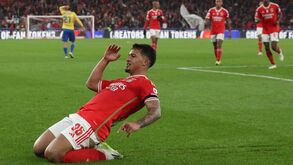 Revolução no ataque do Benfica: só um ponta-de-lança tem lugar garantido