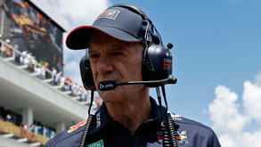 Chegou a ser acusado pela morte de Senna mas hoje todos querem tê-lo: Adrian Newey, o prodígio do design que colocou a Red Bull no topo