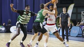 Benfica vence Sporting e vai defrontar o FC Porto na final da Taça Hugo dos Santos