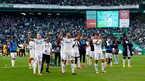 Sporting sagra-se campeão nacional após derrota do Benfica em Famalicão