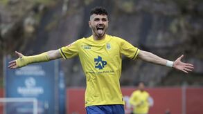 Rafa Mujica a caminho do Al Sadd do Qatar