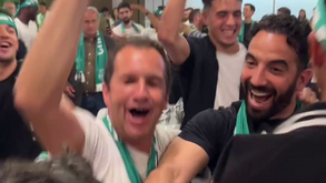 Frederico Varandas e Rúben Amorim participam em 'mosh' com os jogadores do Sporting
