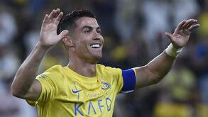Cristiano Ronaldo reage ao título do Sporting: «Parabéns, campeões!»