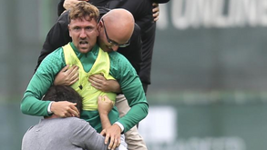 A festa total teve de esperar por Alvalade