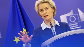 Apagão: Von der Leyen promete apoio da UE para repor eletricidade