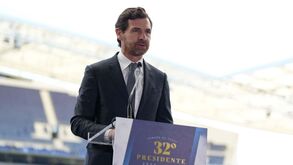 André Villas-Boas toma posse como presidente do FC Porto: «Hoje damos início a uma nova era»