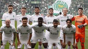 Póster gigante do Sporting campeão grátis com o Record: não perca hoje!