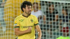 Nico Gaitán regressa ao futebol e escolha... surpreende