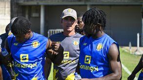 Petro de Alexandre Santos vence e reassume liderança do Girabola