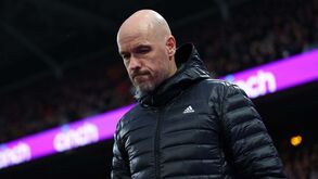 Ten Hag 'desvaloriza' votos de confiança dos donos do Man. United: «Não quero saber»