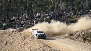 Sébastien Ogier puxa dos galões e reforça liderança no Rali de Portugal