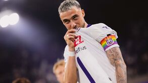 Debast: «Se vou para Portugal? Vou focar-me nos dois jogos que faltam e depois veremos...»