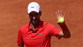 Novak Djokovic eliminado por Tabilo no Masters 1.000 de Roma