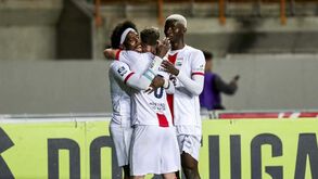 União de Leiria-Académico de Viseu, 3-0: Bryan Róchez bisa em triunfo tranquilo
