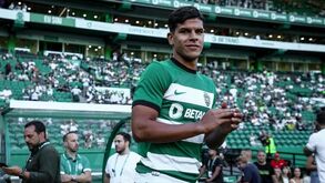 Mateus Fernandes regressa ao Sporting e vai à luta