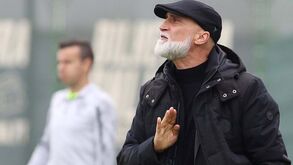 Álvaro Pacheco já não é treinador do V. Guimarães
