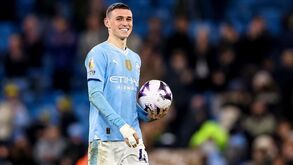 Foden eleito melhor futebolista do ano da Liga inglesa