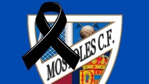 Futebol espanhol de luto: jogador de 24 anos morre num treino