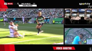 Árbitro consultou as imagens e assinalou penálti a favor do Sporting: Gyökeres cobrou e abriu o marcador