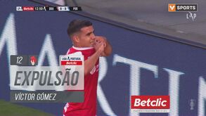 O lance que ditou o segundo cartão amarelo e expulsão de Víctor Gómez diante do FC Porto