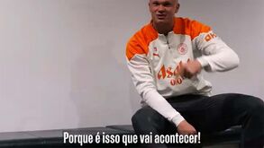 Man. City passa em revista época histórica: «Nunca ninguém o conseguiu... ainda»