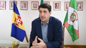 Presidente do Marítimo pede desculpa por agressão a adepto: «Não devia ter acontecido»