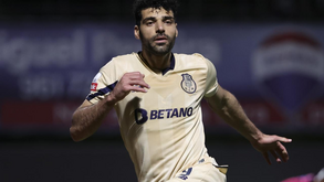Lautaro Martínez elogia Taremi: «Vai dar-nos uma grande ajuda»