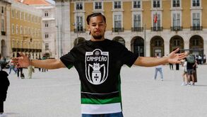 Koindredi passeou em Lisboa... com a camisola de campeão do Sporting