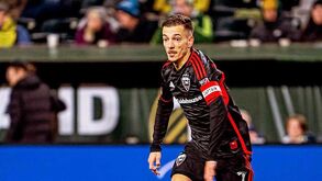 Pedro Santos perdeu vergonha e vai guardar camisola de Messi em quadro: «Fiz uma coisa que nunca pensei...»