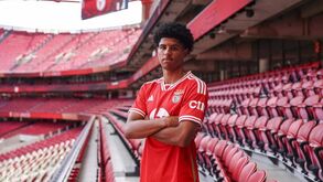 Tiago Pinto renova pelo Benfica: «O sonho máximo é jogar no Estádio da Luz»