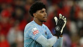 Hugo Souza não fica no Chaves