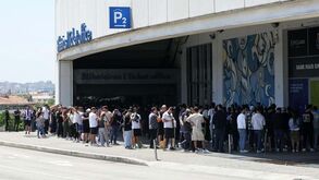 Super Dragões congestionam bilheteiras do Dragão