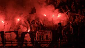 Adepto do Sp. Braga atirou garrafa, atingiu adjunto do FC Porto e minhotos foram multados