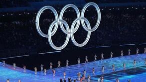 Final feminina dos 100 metros no primeiro dia dos Jogos Olímpicos Los Angeles'2028